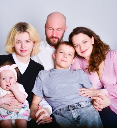 Секреты семейной синхронности: интервью Велигора и Аллы Ястребъ-Тихоновых о бизнесе, который растёт вместе с семьёй